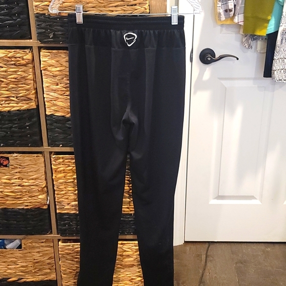 Woman Nike Dri fit pants small - Picture 3 of 5